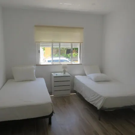 Prázdninový dům Moradia Geminada V2- Piscina Privada *