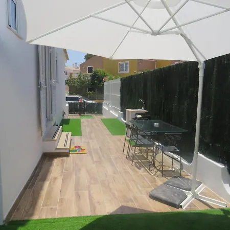 Moradia Geminada V2- Piscina Privada *